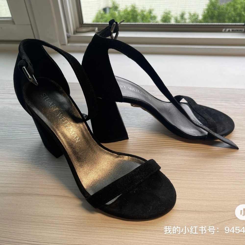 Closet Cleanout – Dresses, Outerwear, Shoes & More!